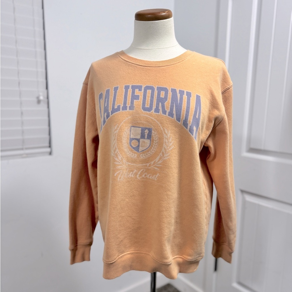 Women's Social Scene Sweatshirt Size M Orange